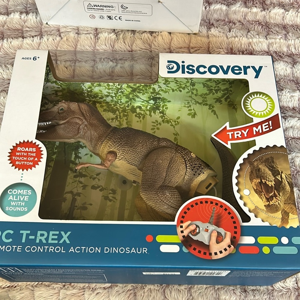 DISCOVERY RC T- REX REMOTE CONTROL ACTION DINOSAUR